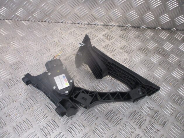 2013 GENUINE HYUNDAI I40 ACCELERATOR THROTTLE GAS PEDAL 32726-3Z900 - Image 2