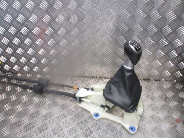 2017 GENUINE HYUNDAI I40 6 SPEED MANUAL GEAR SELECTOR & LINKANGE