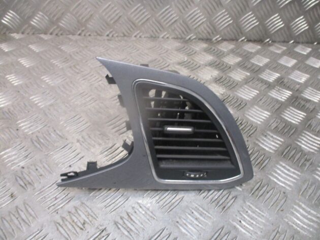 2013 GENUINE SEAT LEON FR FRONT RIGHT DRIVER SIDE DASHBOARD AIRVENT 5F2820902 - Image 2