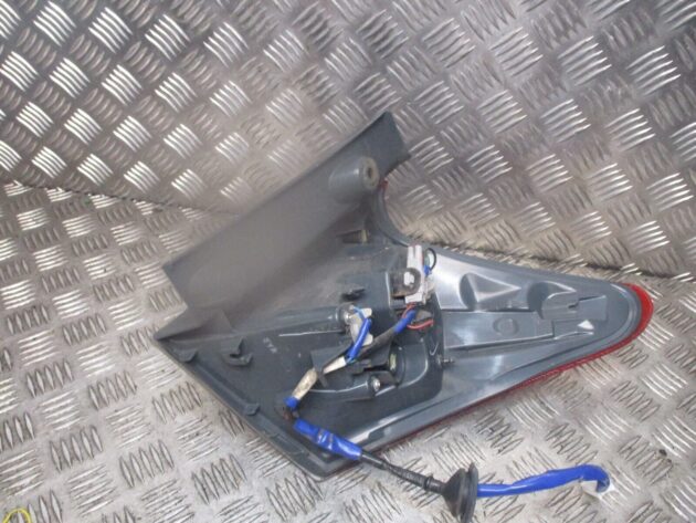2016 GENUINE TOYOTA AURIS HATCHBACK REAR LEFT PASSENGER SIDE BODYLIGHT LAMP - Image 3