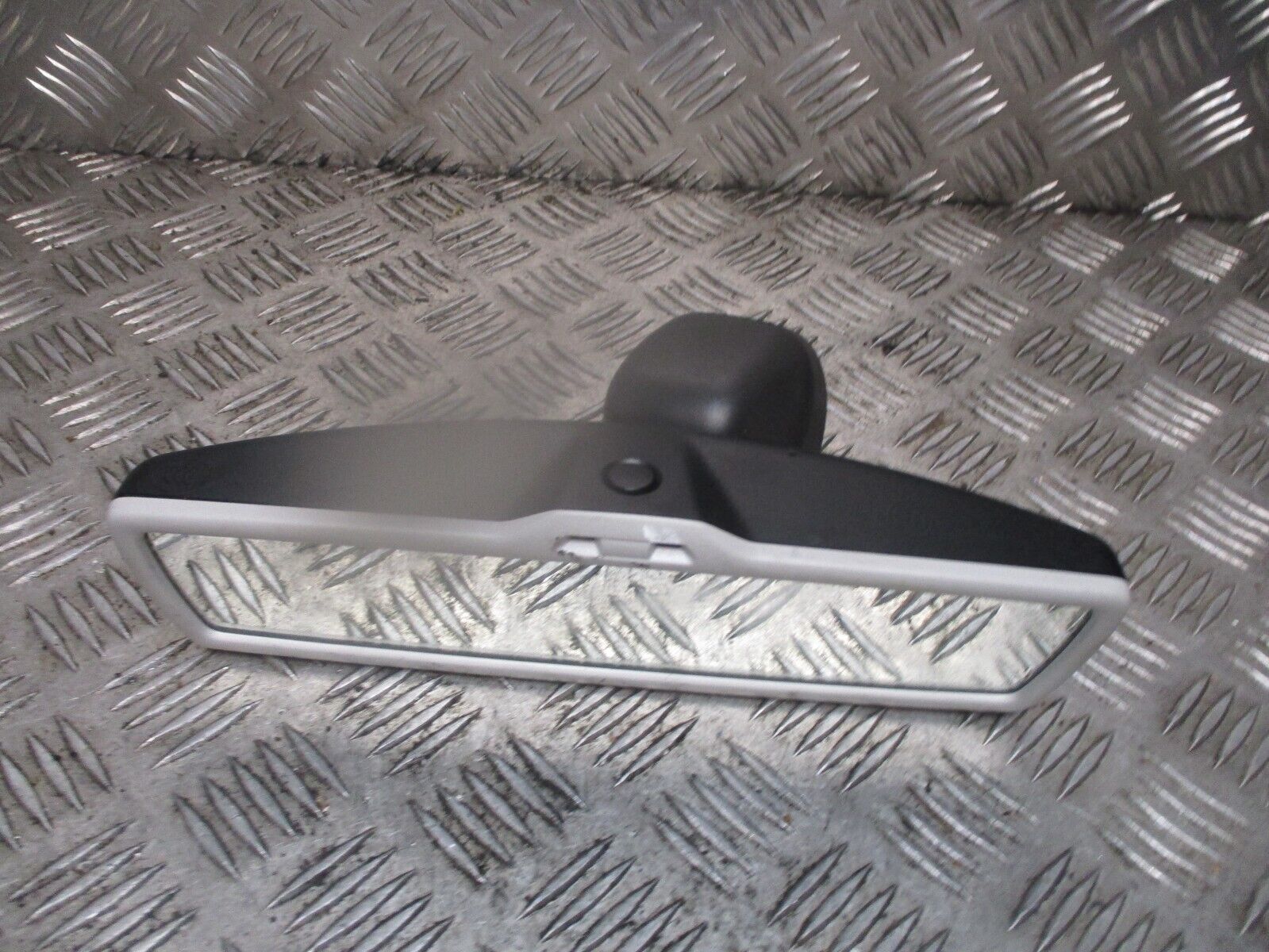 2015 GENUINE SEAT LEON FRONT INTERIOR REAR VIEW MIRROR 7N0857511L