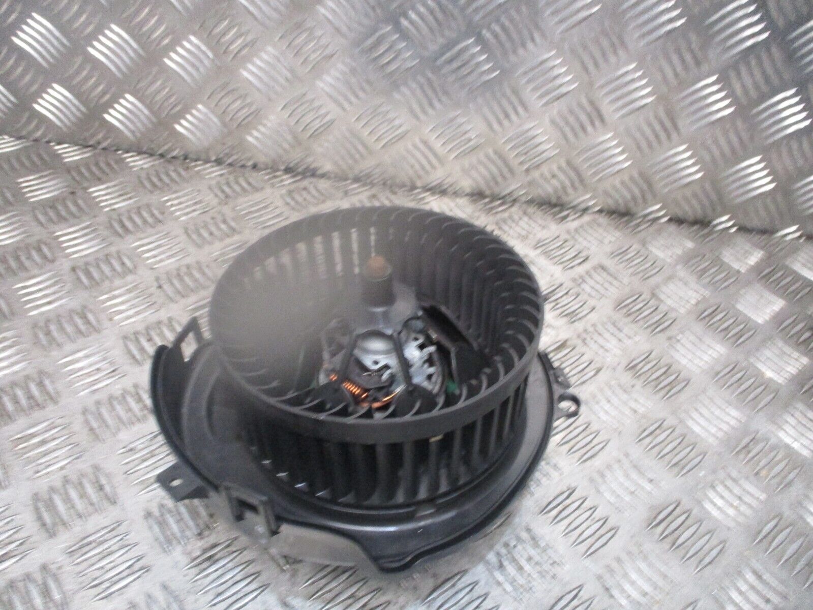 2015 GENUINE SEAT LEON HEATER BLOWER FAN MOTOR 5Q0907521E