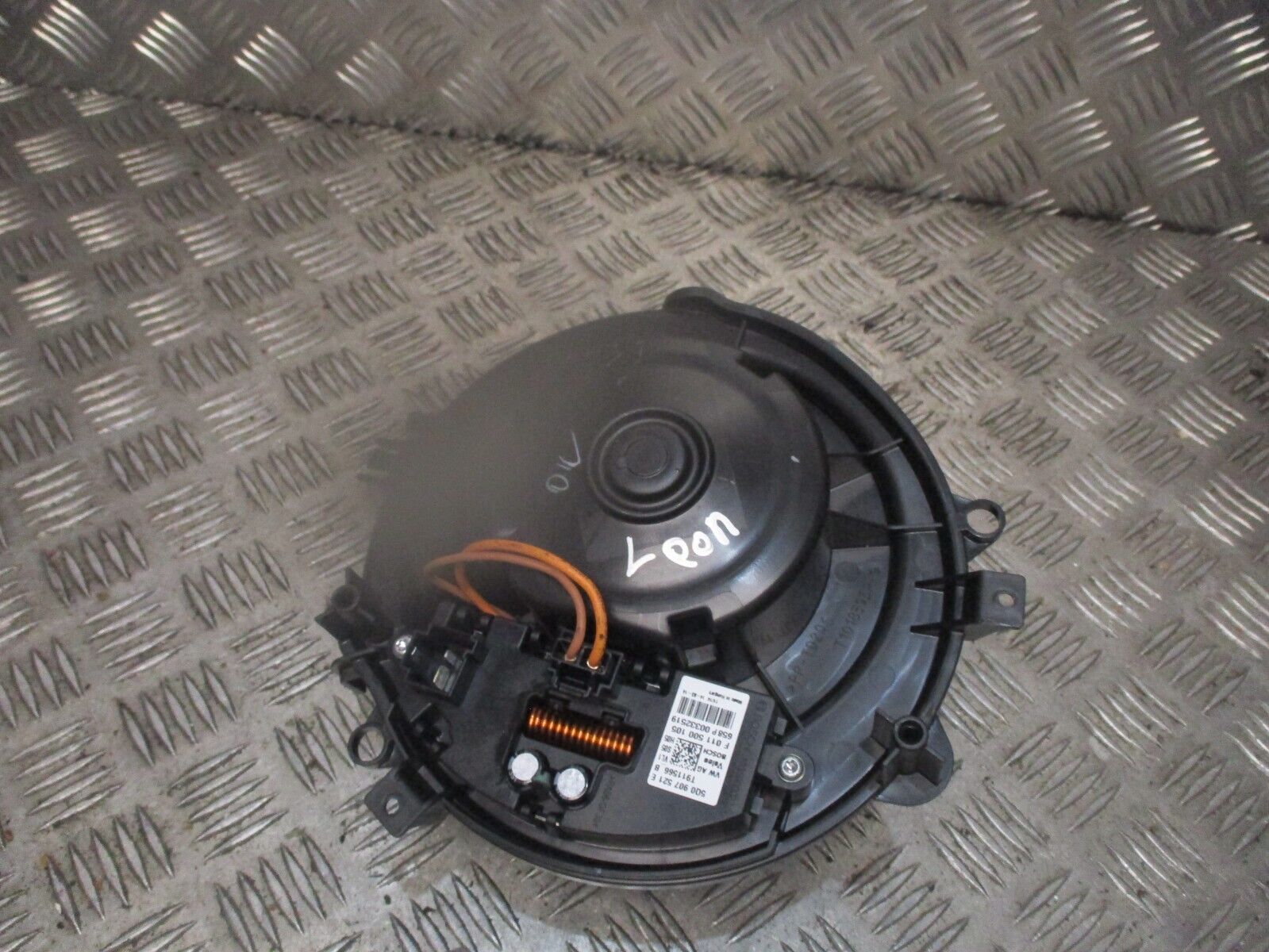 2015 GENUINE SEAT LEON HEATER BLOWER FAN MOTOR 5Q0907521E - Image 3