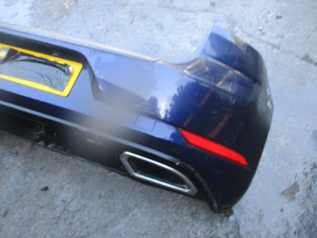 2018 GENUINE VW GOLF MK7.5 REAR COMPLETE BUMPER WITH PARKING SENSOR - Image 3