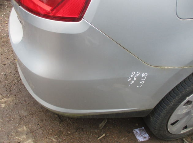 2014 GENUINE SEAT TOLEDO REAR BUMPER COMPLETE - Image 3