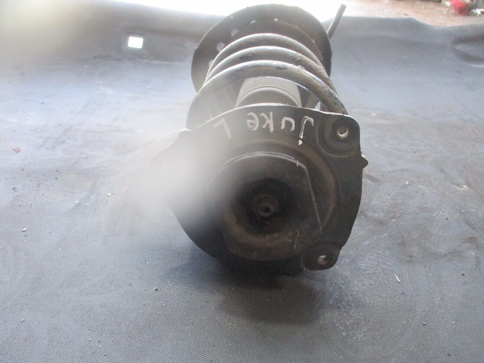 2015 GENUINE NISSAN JUKE 1.6 PETROL FRONT LEFT PASSENGER SIDE SHOCK ABSORBER - Image 3