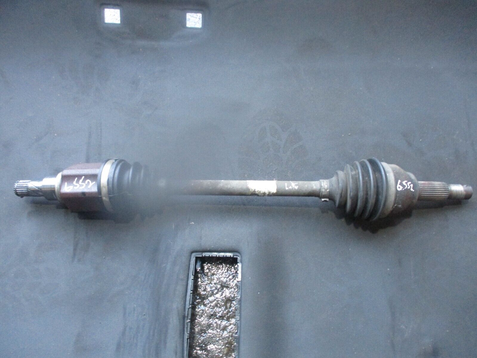 2015 NISSAN JUKE 1.6 PETROL AUTOMATIC FRONT LEFT PASSENGER SIDE DRIVESHAFT OEM - Image 3