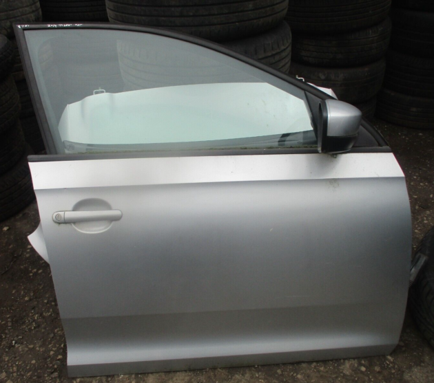 2014 GENUINE SEAT TOLEDO FRONT RIGHT DRIVER SIDE BARE SHELL DOOR