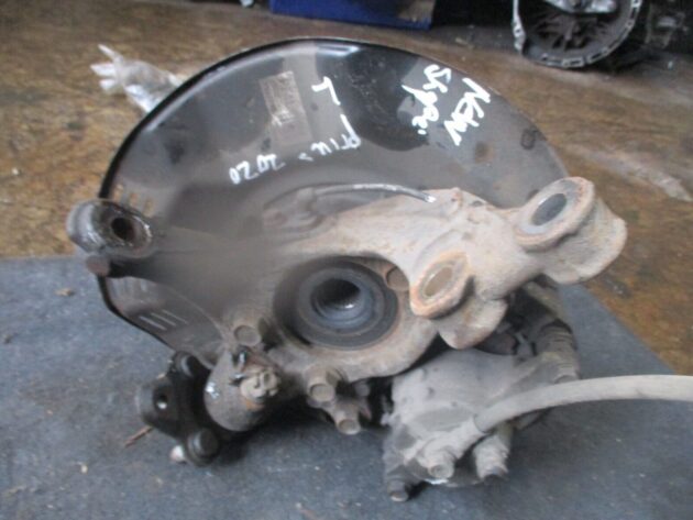 2019 GENUINE TOYOTA PRIUS 1.8HYBRID FRONT LEFT PASSENGER SIDE WHEEL HUB NSF - Image 3