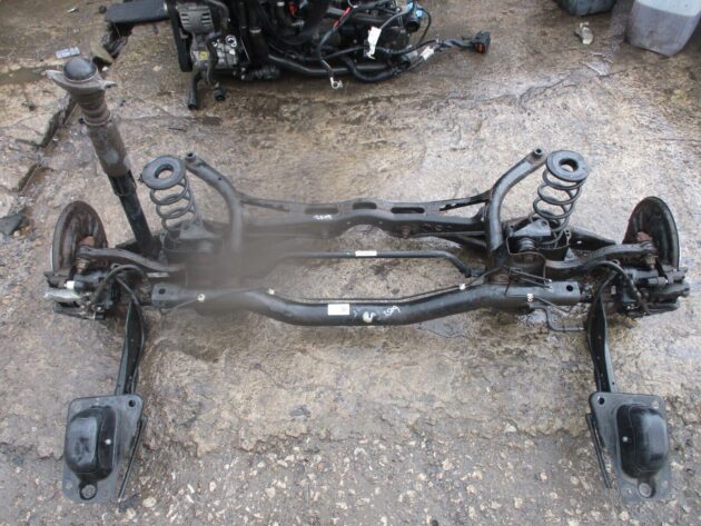 2015 GENUINE AUDI A3 HATCHBACK REAR COMPLE AXLE - Image 2