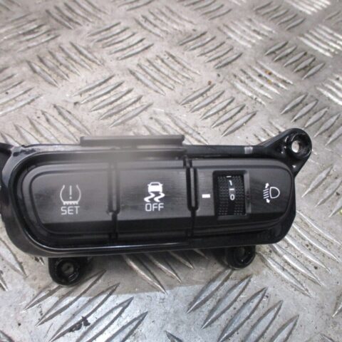 2019 KIA PICANTO TRACTION CONTROL TYRE PRESSURE & HEADLIGHT SWITCH 84759-G6900
