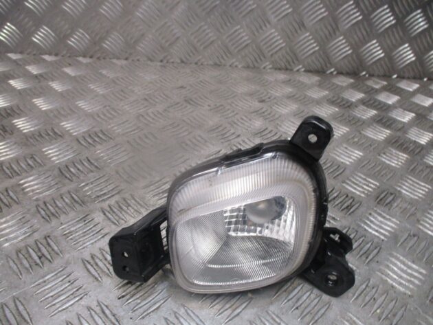 2019 GENUINE KIA PICANTO FRONT LEFT PASSENGER SIDE FOG LIGHT LAMP 92207-G6 - Image 2