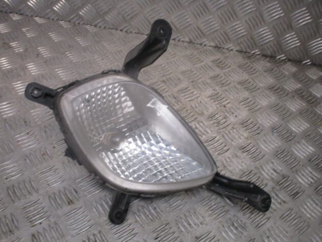 2015 GENUINE KIA PICANTO 3DR FRONT RIGHT DRIVER SIDE FOG LIGHT LAMP 92208-1Y3 - Image 2