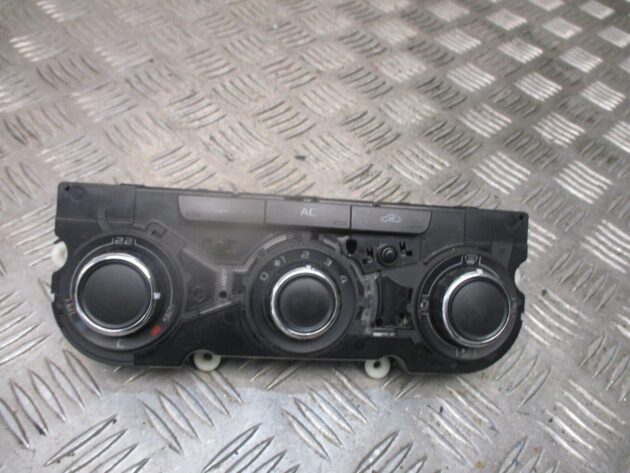 2010 GENUINE SKODA OCTAVIA AC HEATER CLIMATE CONTROL SWITCH PANEL 3T0820047M