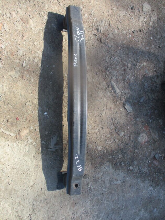 2013 GENUINE SEAT LEON FR REAR REINFORCEMENT BUMPER CRASH BAR - Image 2