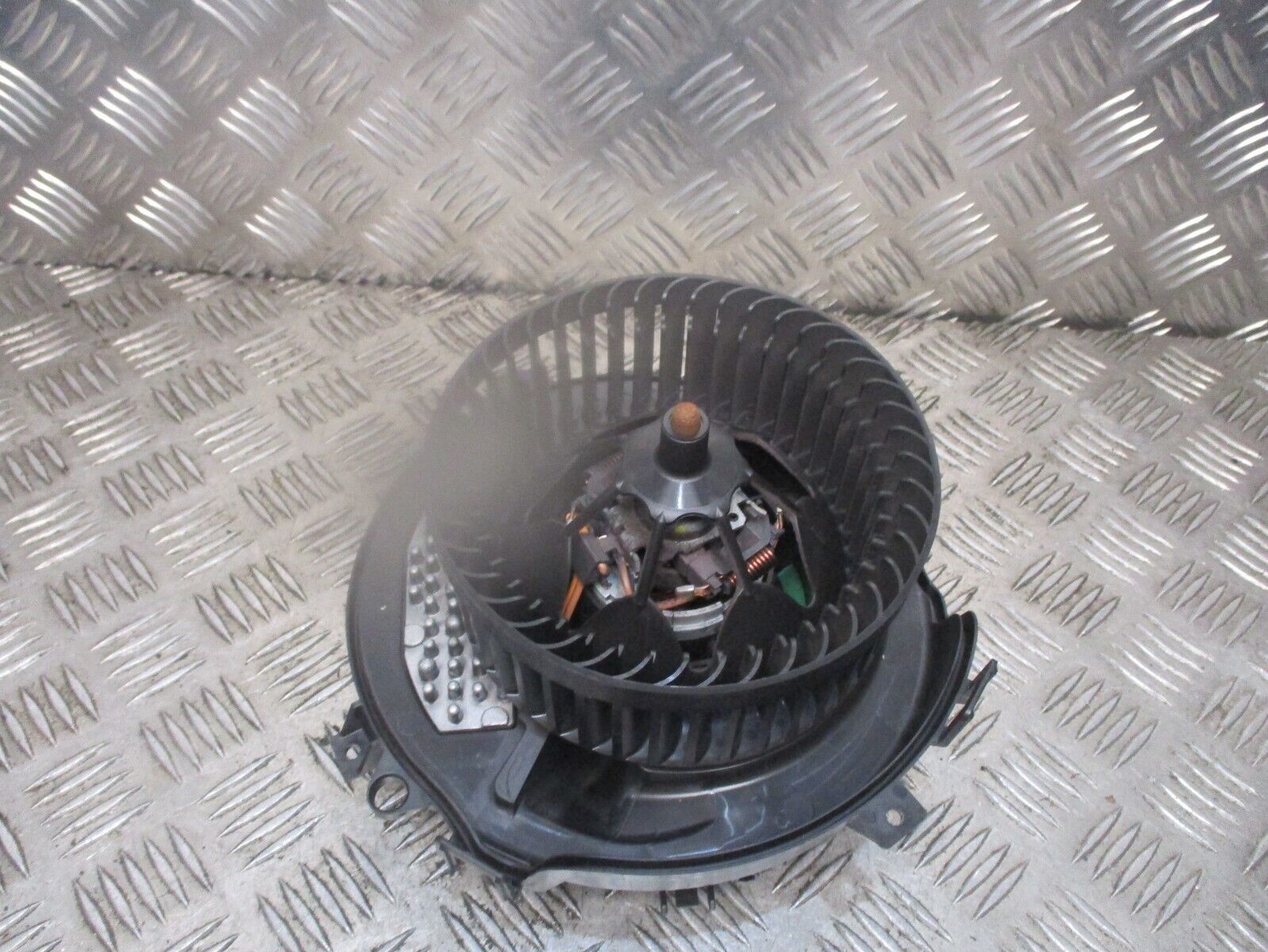 2015 GENUINE AUDI A3 8V HEATER BLOWER FAN MOTOR 5Q0907521C