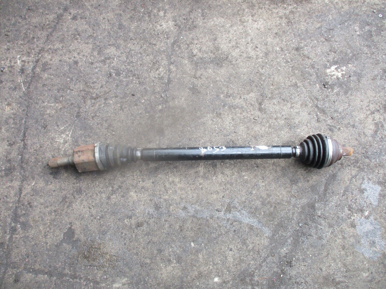 2015 GENUINE VW GOLF MK7 GTD FRONT RIGHT DRIVER SIDE MANUAL DRIVESHAFT - Image 2