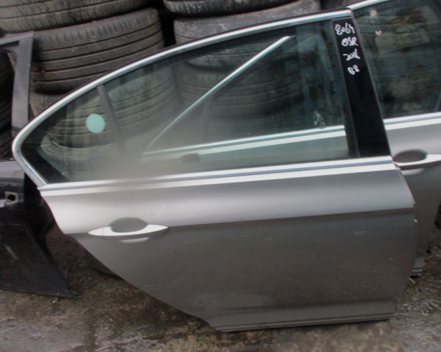 2016 GENUINE VW PASSAT B8 SALOON REAR RIGHT DRIVER SIDE BARE SHELL DOOR OSR