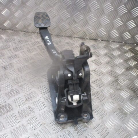 2016 GENUINE VW TOURAN 2.0TDI CLUTCH PEDAL WITH MASTER CYLINDER 5Q2721059EK