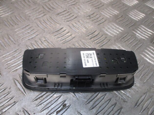 2018 GENUINE AUDI A1 8X INTERIOR ROOF READING LIGHT 8V0947111A - Image 2