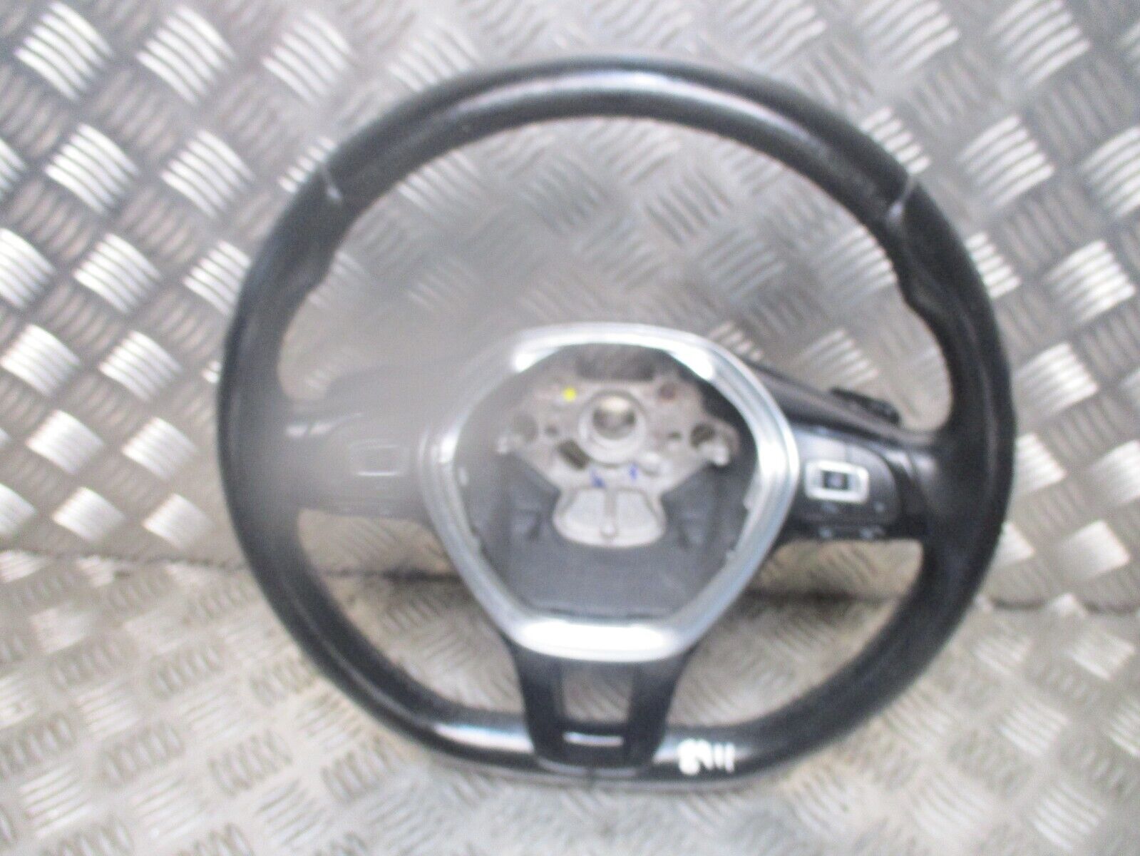 2015 GENUINE VW GOLF MK7 MULTIFUNCTION DRIVERS STEERING WHEEL 5Q0419091DN - Image 4