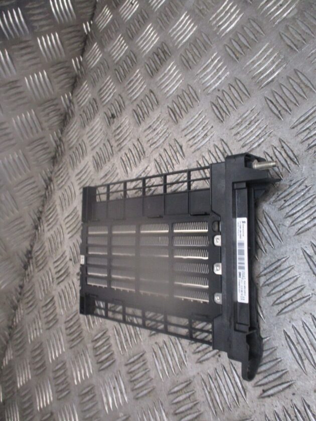 2019 GENUINE AUDI A3 VALEO ELECTRIC HEATER AUXILIARY MATRIX 5Q0963235E - Image 2