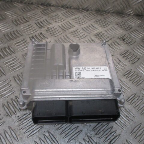 2019 GENUINE AUDI A3 ECU ENGINE CONTROL MODULE UNIT 04L907445G