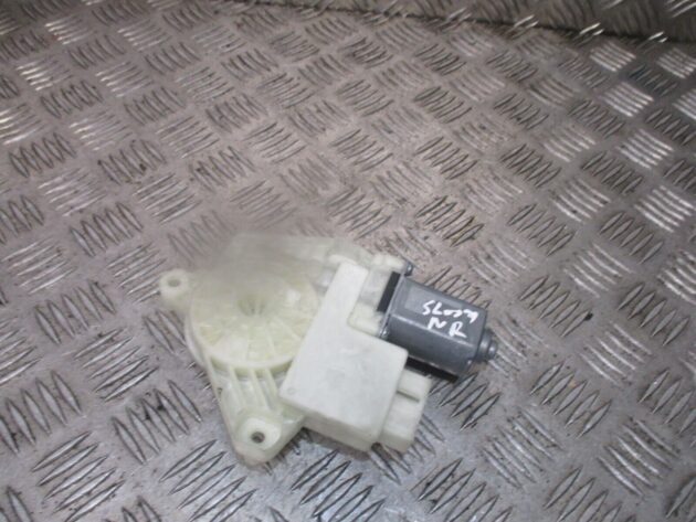 2014 GENUINE VW PASSAT B8 REAR RIGHT DRIVER SIDE WINDOW MOTOR 5Q4959812E - Image 2