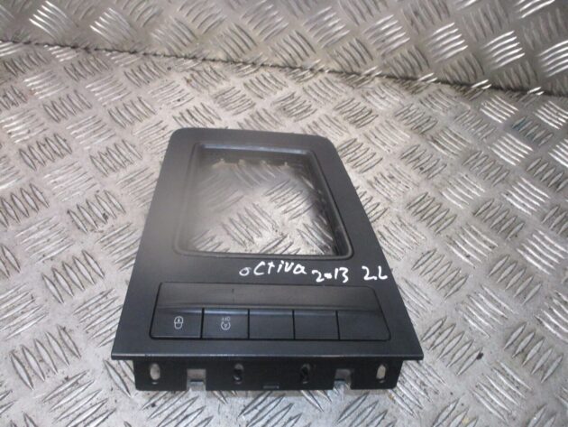 2013 GENUINE SKODA OCTAVIA GEAR STICK SURROUND TRIM 5E2863312
