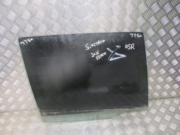 2016 GENUINE SKODA OCTAVIA ESTATE REAR RIGHT DRIVER SIDE WINDOW GLASS OSR
