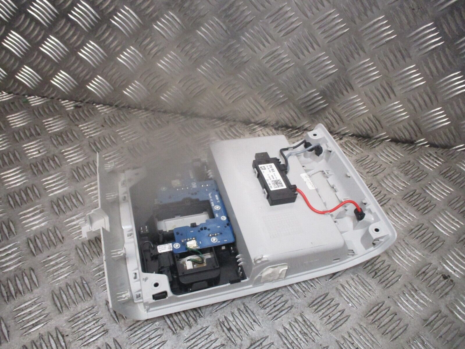 2015 GENUINE VW GOLF MK7 FRONT INTERIOR ROOF READING LIGHT LAMP 5Q0951172 - Image 3