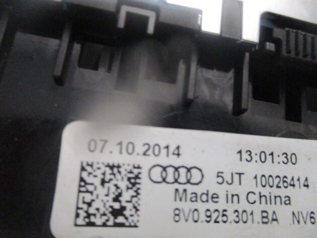 2019 GENUINE AUDI A3 8V HAZARD WARNING LIGHT SWITCH PANEL 8V0925301BA - Image 3