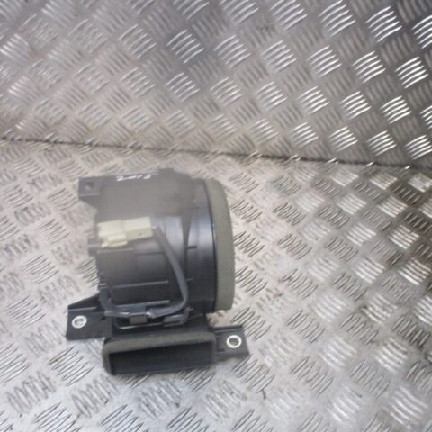 2015 GENUINE TOYOTA YARIS HYBRID BETTERY COOLING FAN MOTOR G923052020