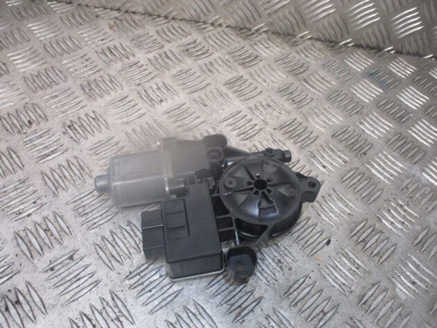 2014 SKODA OCTAVIA REAR LEFT PASSENGER SIDE WINDOW REGULATER MOTOR 5Q0959811A