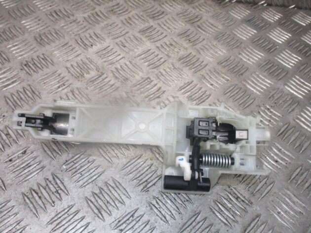 2020 GENUINE KIA PICANTO FRONT LEFT PASSENGER SIDE EXTERIOR DOOR HANDLE - Image 3