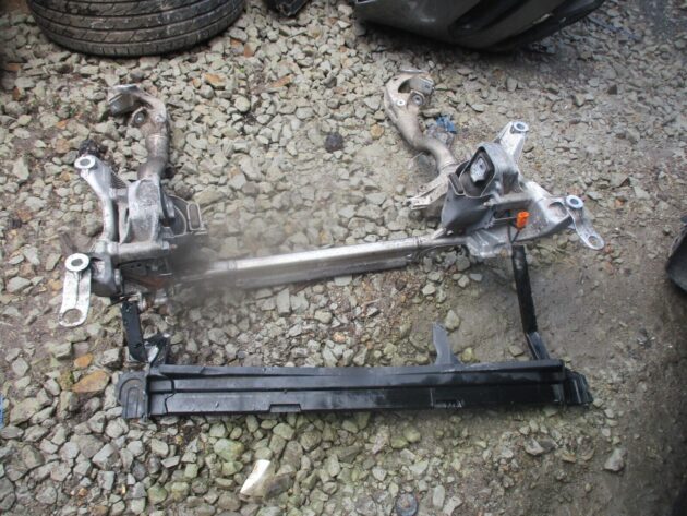 2012 GENUINE AUDI A4 2.0TDI DIESEL FRONT SUBFRAME - Image 3