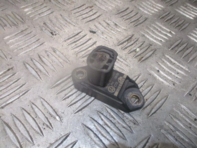 2009 GENUINE VW SCIROCCO ACCELERATION SENSOR 3C0907651
