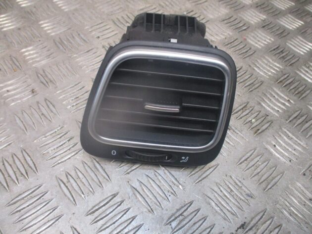 2009 GENUINE VW SCIROCCO FRONT LEFT PASSENGER SIDE AIRVENT 1Q0819703G
