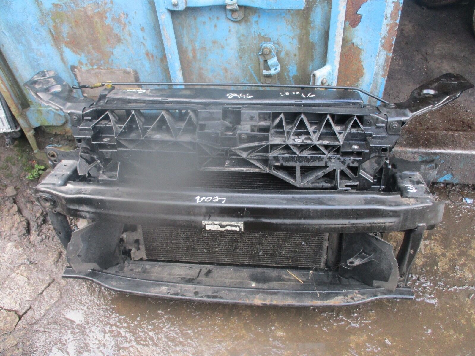 2015 GENUINE SEAT LEON 1.6TDI FRONT COMPLETE RADIATOR RAD PACK - Image 2