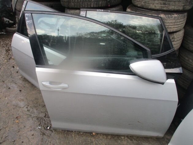 2016 GENUINE VW GOLF MK7 FRONT RIGHT DRIVER SIDE BARE SHELL DOOR OSF - Image 3