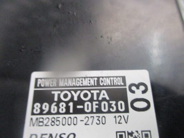 2014 GENUINE TOYOTA VERSO  POWER MANAGEMENT CONTROL MODULE UNIT 896810F030 - Image 2