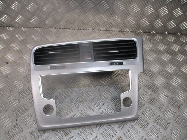 2015 GENUINE VW GOLF MK7 SAT NAV RADIO SURROUND TRIM 5G0907426M - Image 2