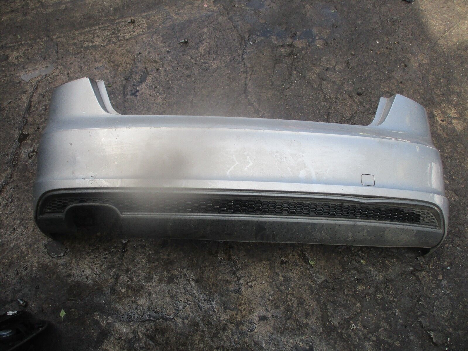 2015 GENUINE AUDI A3 S-LINE 3DR HATCHBACK REAR COMPLETE BUMPER - Image 2