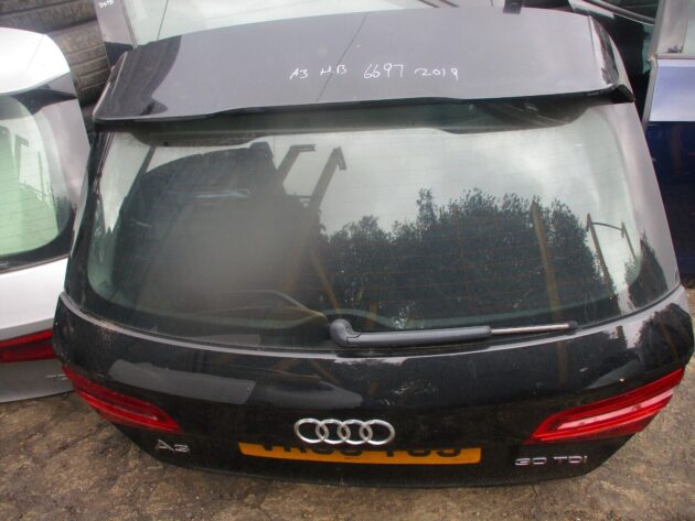 2019 GENUINE AUDI A3 S-LINE HATCHBACK REAR BARE SHELL TAILGATE BOOTLID - Image 3