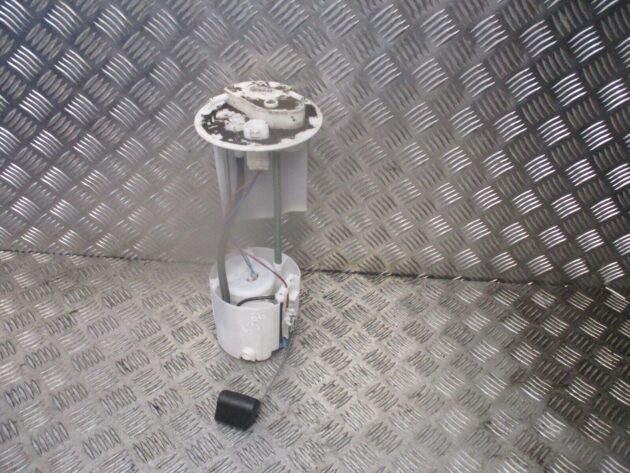 2015 GENUINE TOYOTA YARIS HYBRID IN TANK FUEL PEMP SENDER UNIT 777040D090