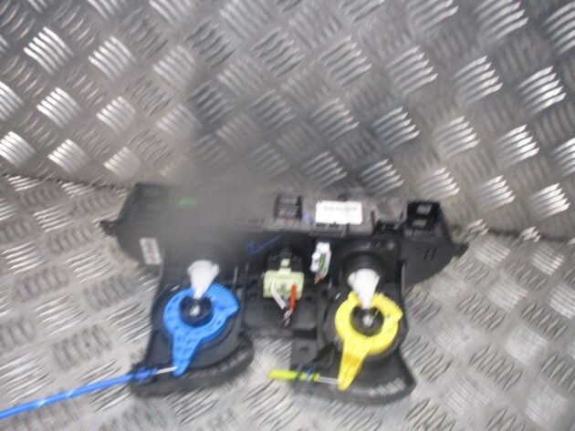 2017 GENUINE HYUNDAI I10 AC HEATER CLIMATE CONTROL SWITCH PANEL 97250B9A10 - Image 3