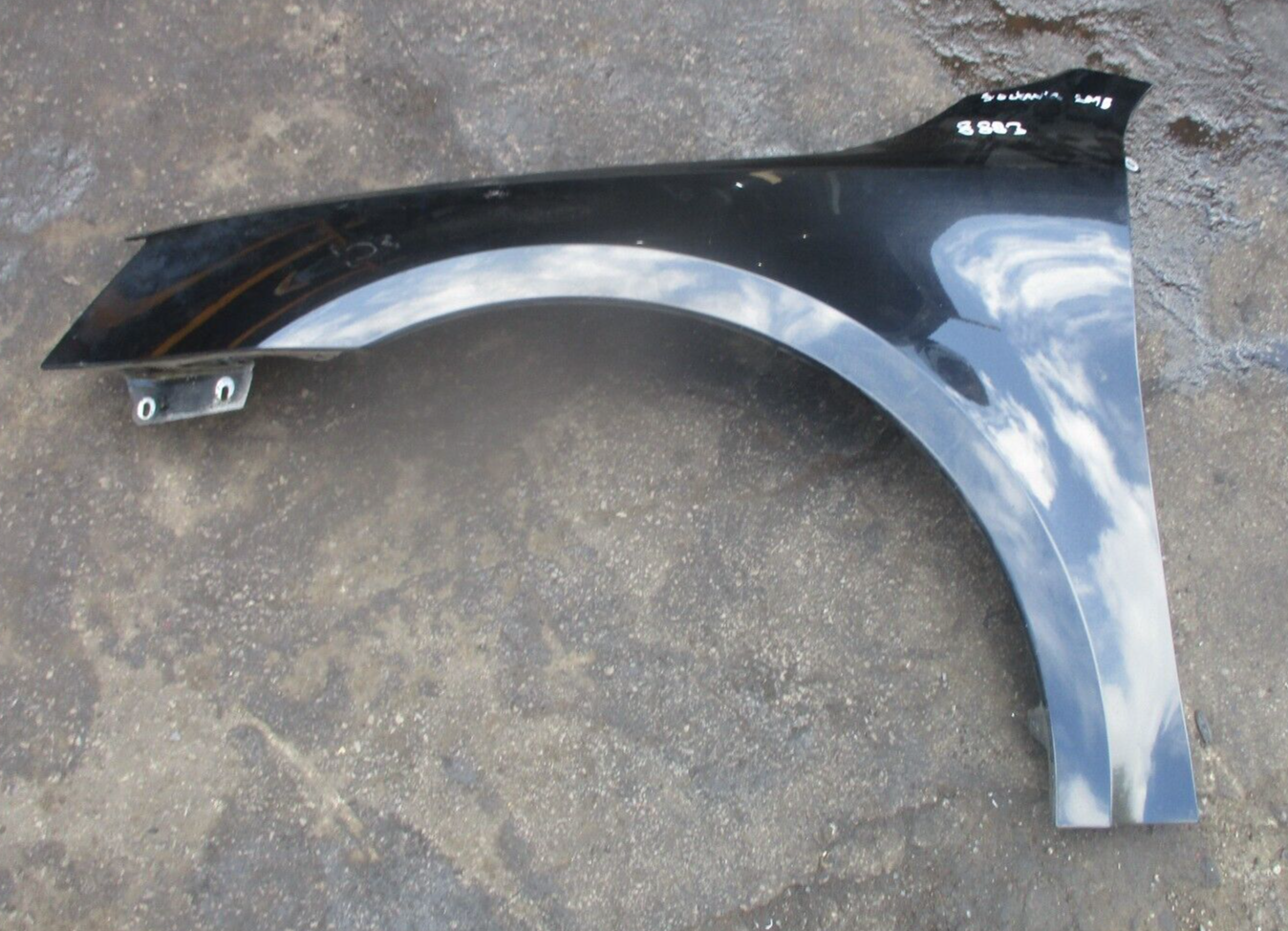 2015 GENUINE SKODA OCTAVIA FRONT LEFT PASSENGER SIDE WING FENDER