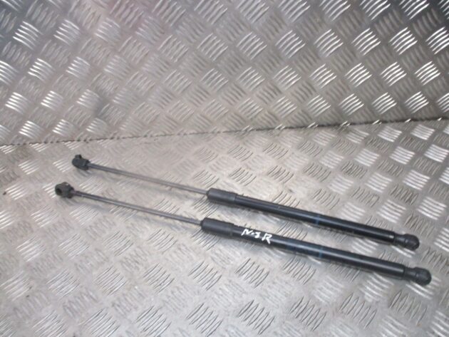 2018 GENUINE AUDI A1 8X REAR TAILGATE BOOT STRUTS 8X4827552