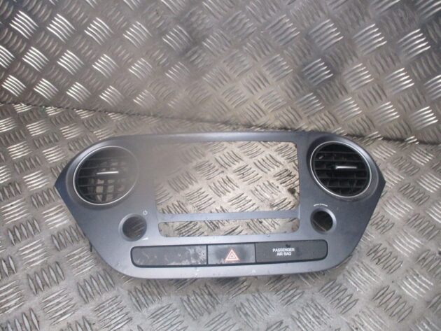 2017 GENUINE HYUNDAI I10 FRONT CENTRE DASHBOARD HEATER AC AIRVENTS 84740B4900
