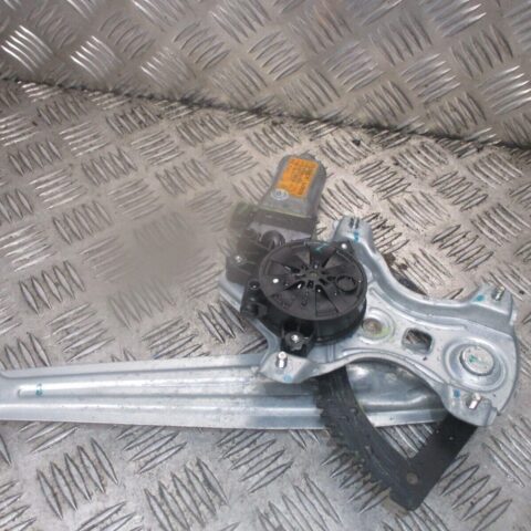 2017 GENUINE HYUNDAI I10 REAR RIGHT DRIVER SIDE WINDOW REGULATER 83402B9010